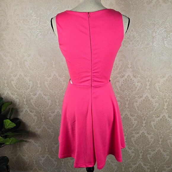 Belongsci Size Small Bright Pink Fit & Flare Dress Sleeveless Cutouts at Waist - Picture 6 of 12